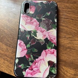 iPhone X flower textured case